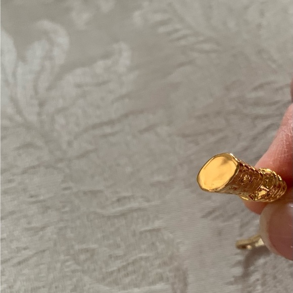 16” - 14k gold Herringbone chain necklace with a gold plated lighthouse charm - Picture 5 of 5